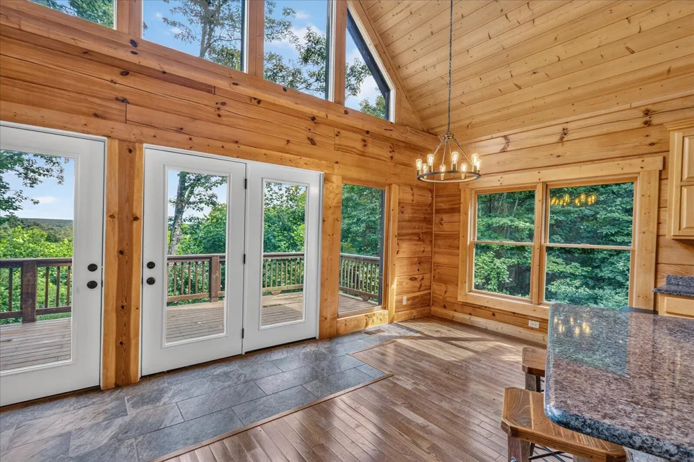 1085 Thunder Ridge Drive South Pittsburg, TN 37380