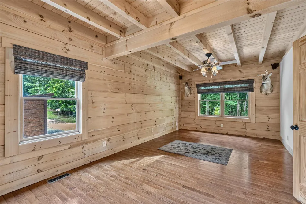 1085 Thunder Ridge Drive South Pittsburg, TN 37380