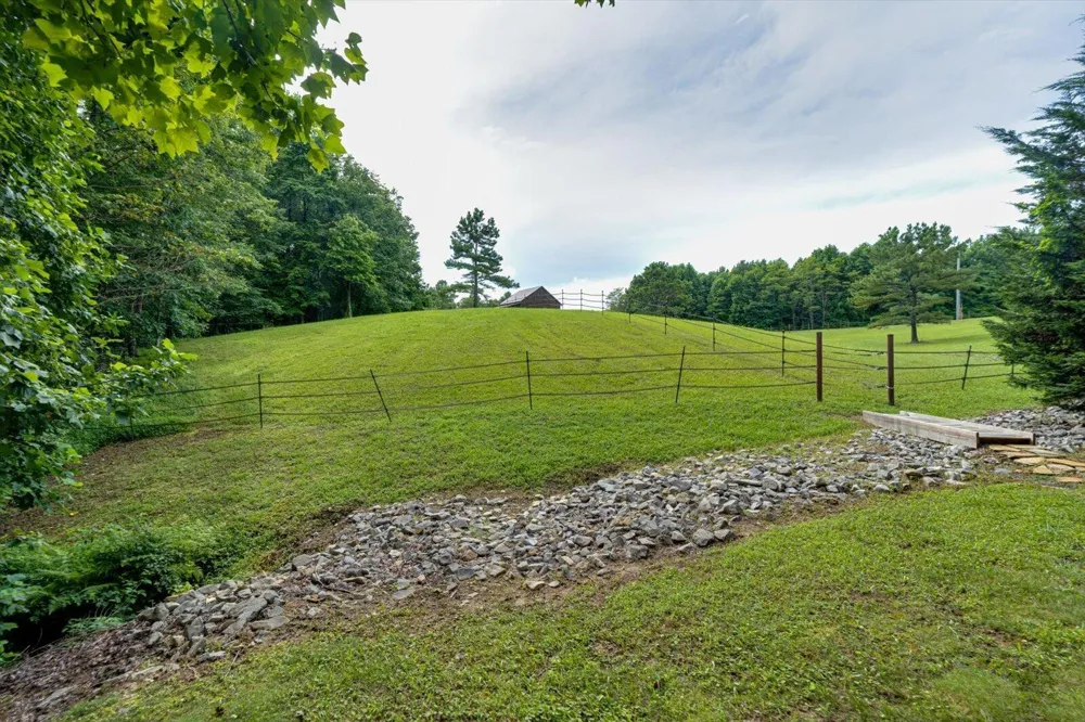 1085 Thunder Ridge Drive South Pittsburg, TN 37380