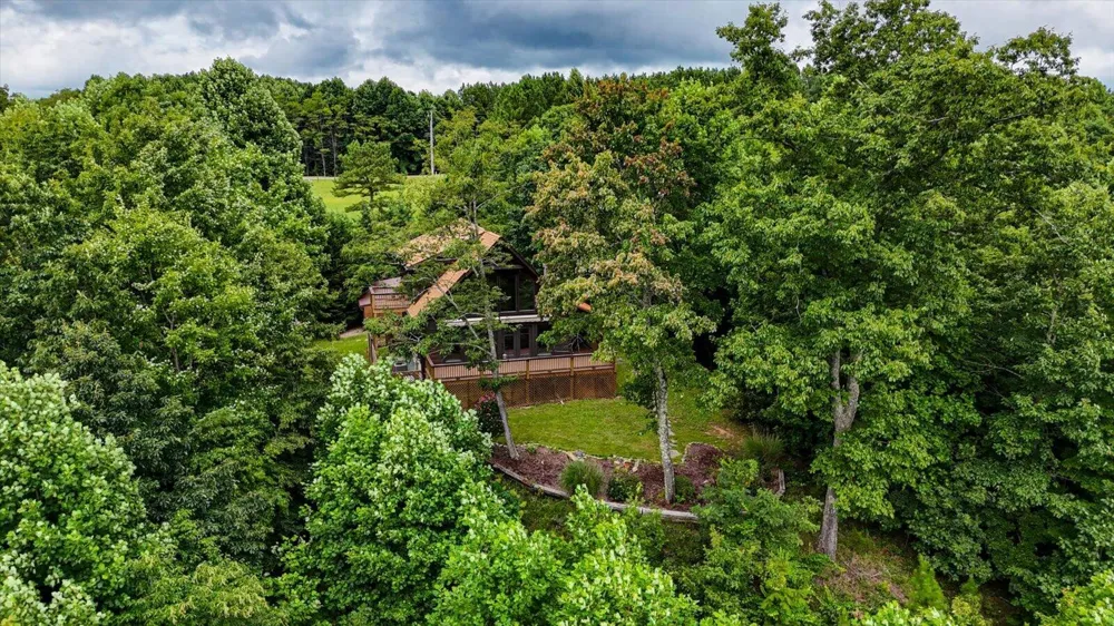 1085 Thunder Ridge Drive South Pittsburg, TN 37380