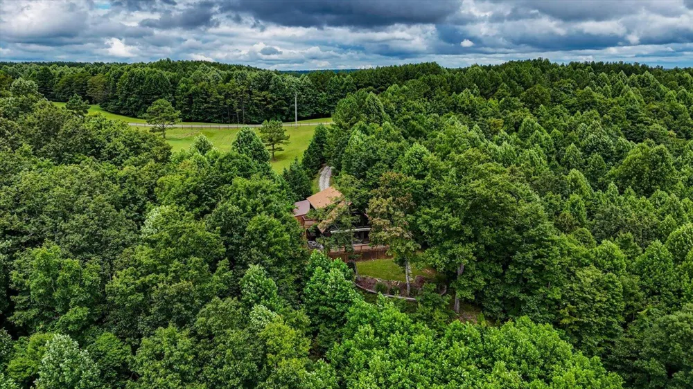 1085 Thunder Ridge Drive South Pittsburg, TN 37380