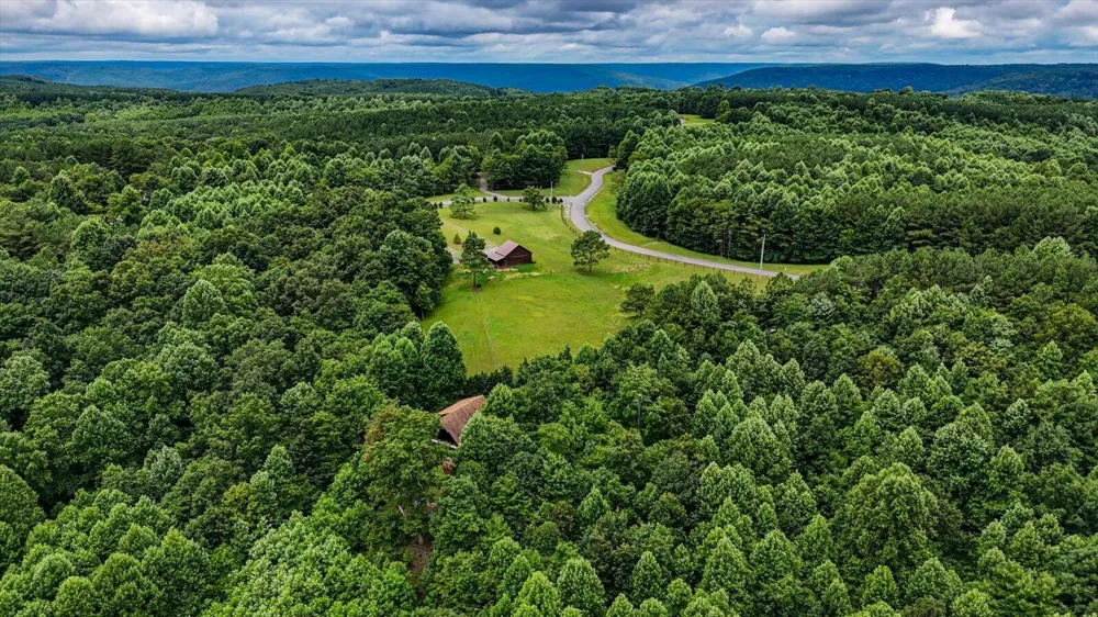 1085 Thunder Ridge Drive South Pittsburg, TN 37380