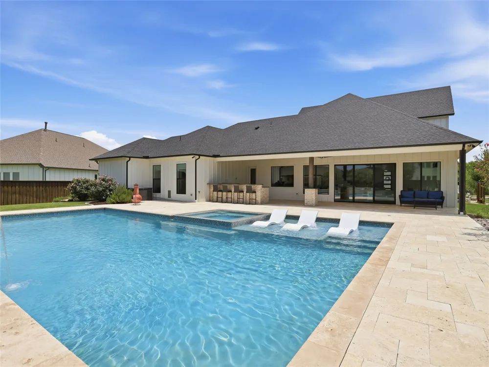 167 Stirling Drive Argyle, TX 76226