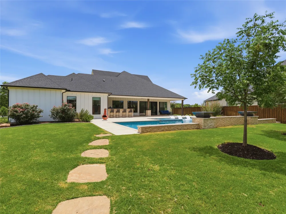 167 Stirling Drive Argyle, TX 76226
