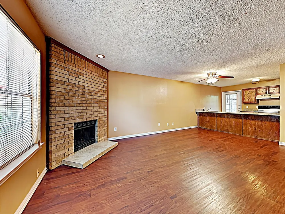 146 Austin Stone Drive Duncanville, TX 75137