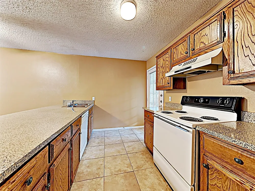 146 Austin Stone Drive Duncanville, TX 75137