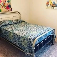 108 Brookside Drive Duncanville, TX 75137