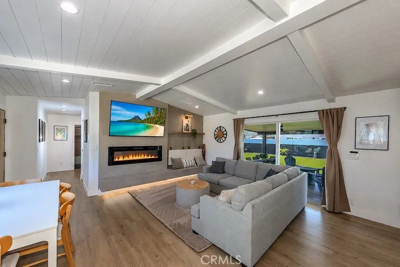 6072 Mahogany Ave Westminster, CA 92683