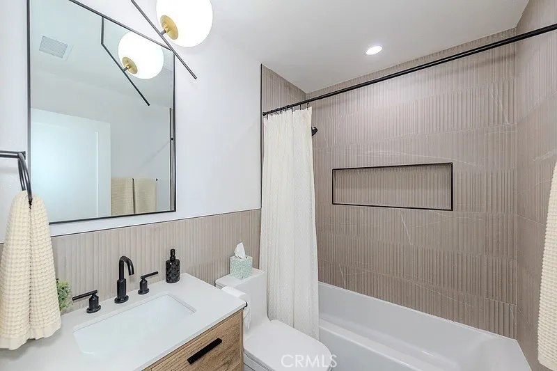 6072 Mahogany Ave Westminster, CA 92683