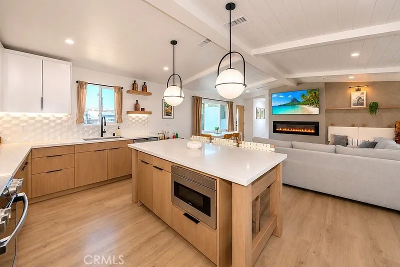 6072 Mahogany Ave Westminster, CA 92683