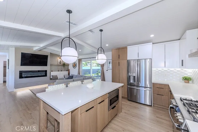 6072 Mahogany Ave Westminster, CA 92683