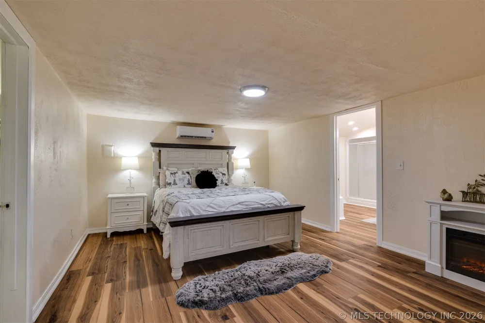 9209 Sleepy Hollow Drive Tecumseh, OK 74857