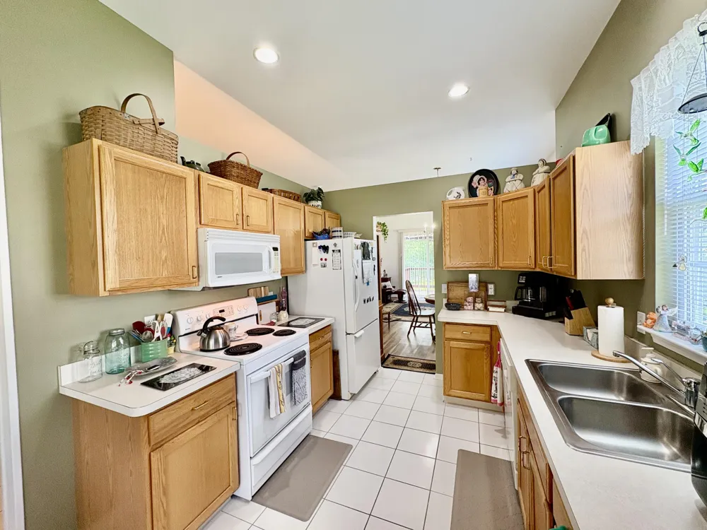 874 Chamberlain Court #9 Summit Township, MI 49203
