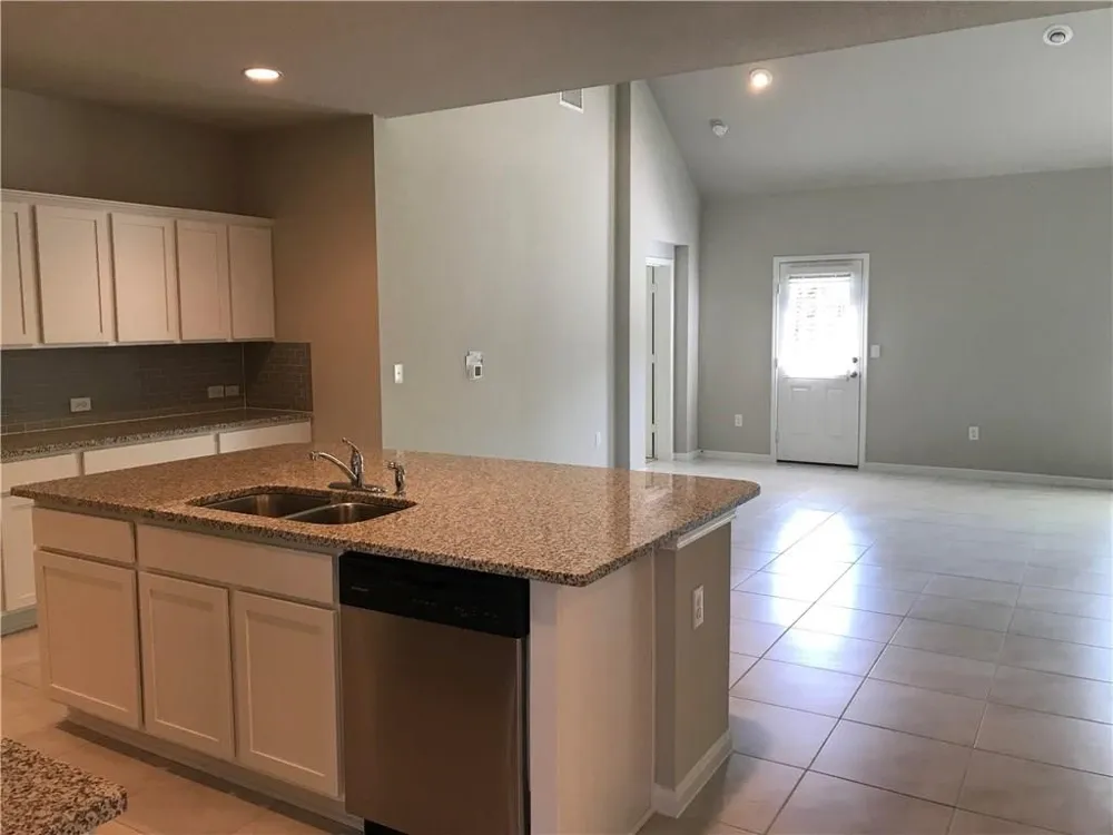 2205 Bettylou Lane Austin, TX 78754