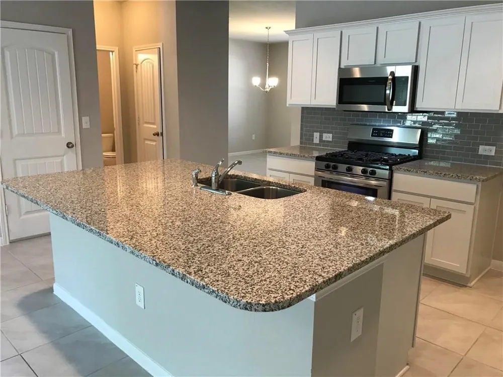2205 Bettylou Lane Austin, TX 78754