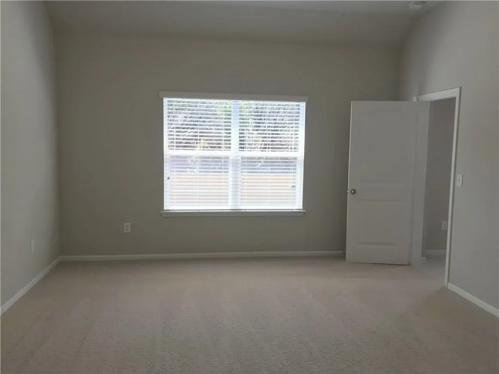 2205 Bettylou Lane Austin, TX 78754