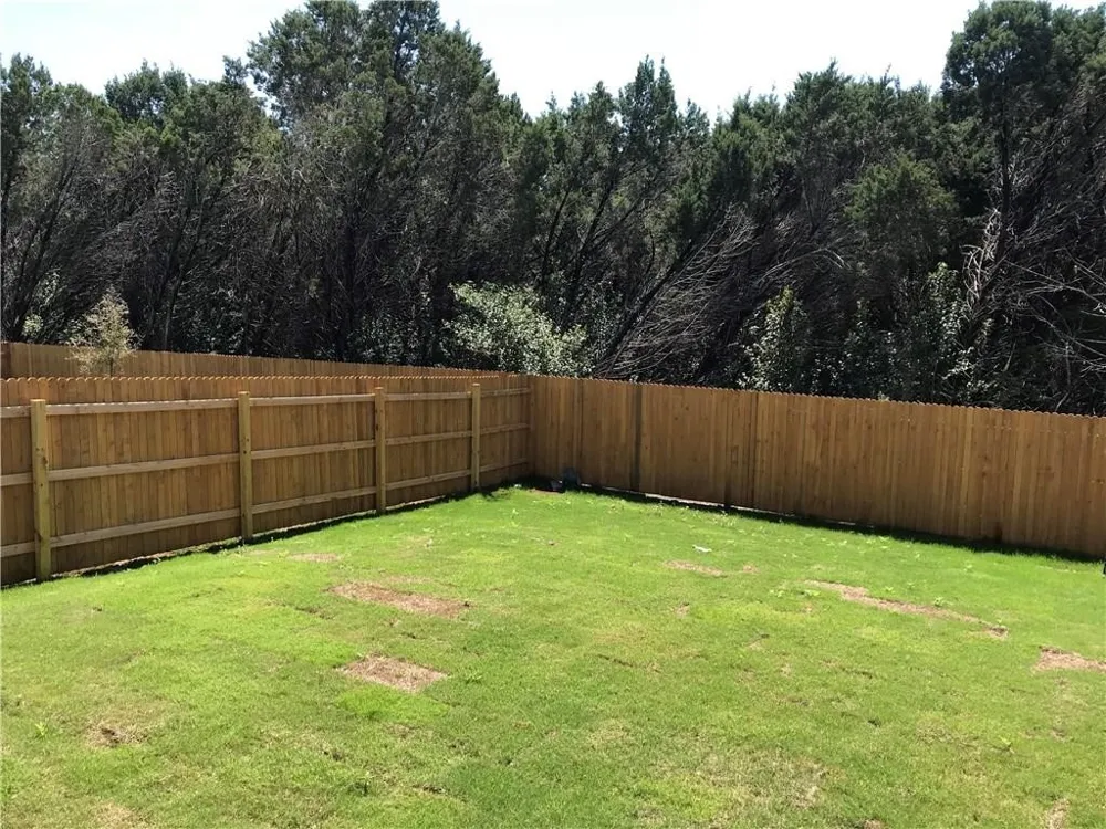2205 Bettylou Lane Austin, TX 78754