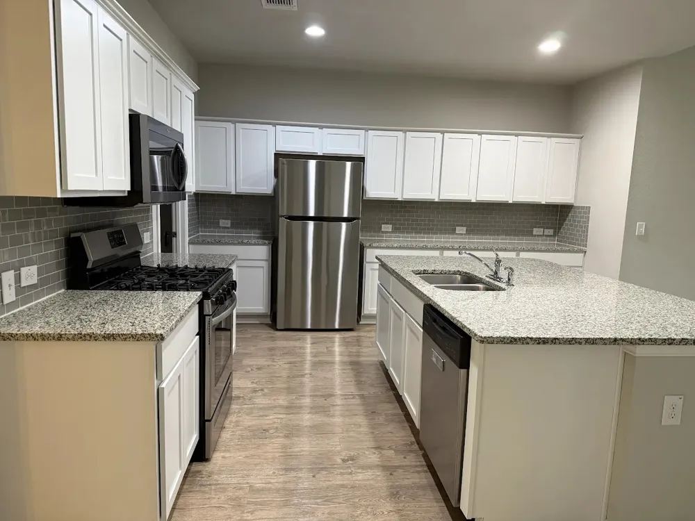 2205 Bettylou Lane Austin, TX 78754