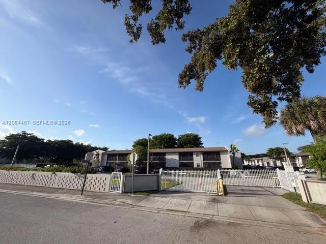 10350 SW 220th St #144 Cutler Bay, FL 33190