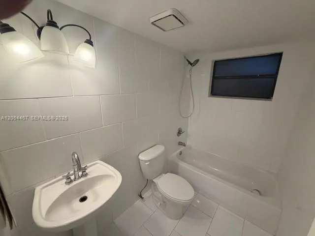 10350 SW 220th St #144 Cutler Bay, FL 33190