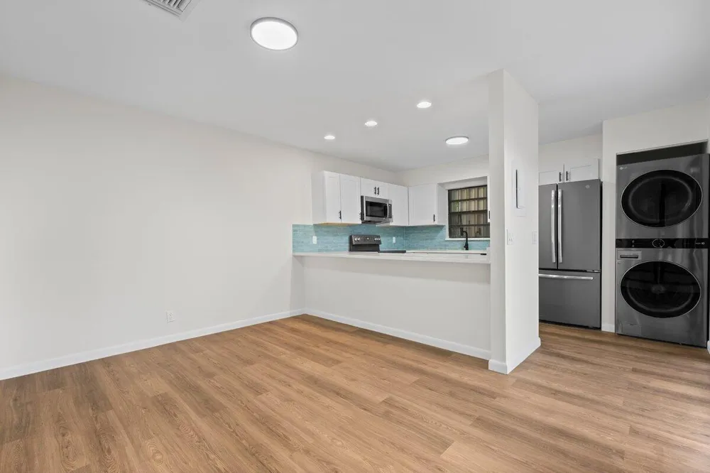 1980 NE Dixie Highway Jensen Beach, FL 34957