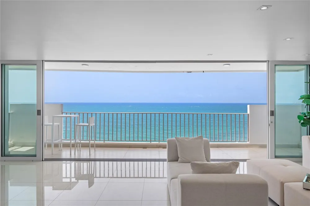 1379 PASEO DON JUAN #7BC San Juan, PR 00921