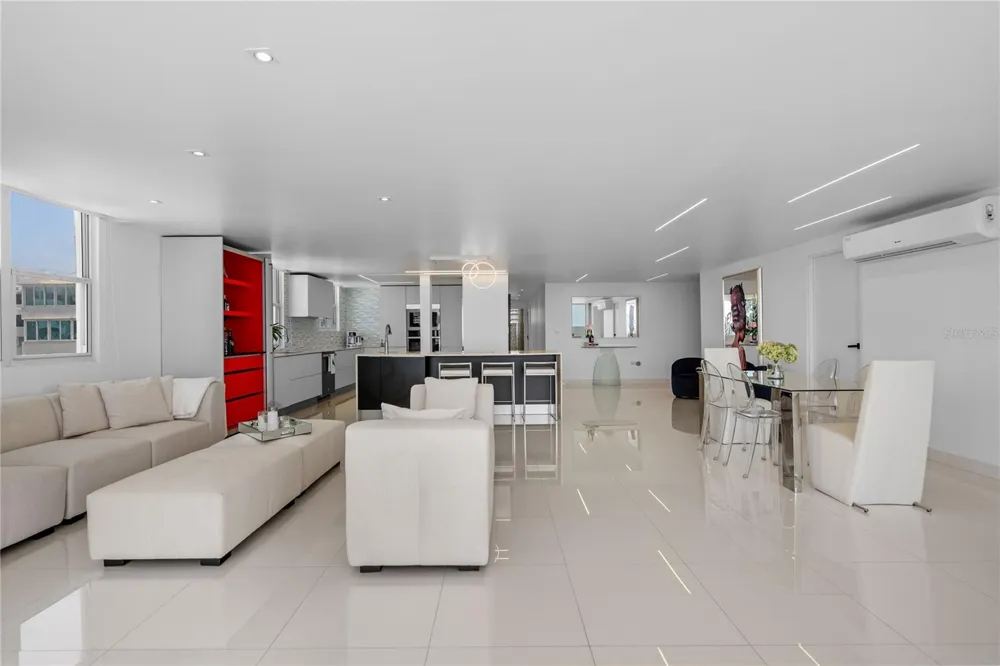 1379 PASEO DON JUAN #7BC San Juan, PR 00921