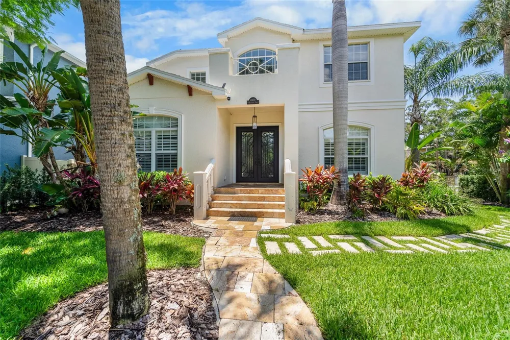 4802 W BEACHWAY DRIVE Tampa, FL 33609