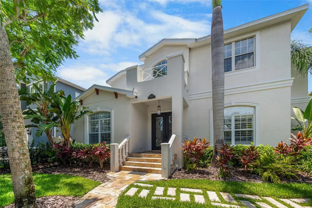 4802 W BEACHWAY DRIVE Tampa, FL 33609