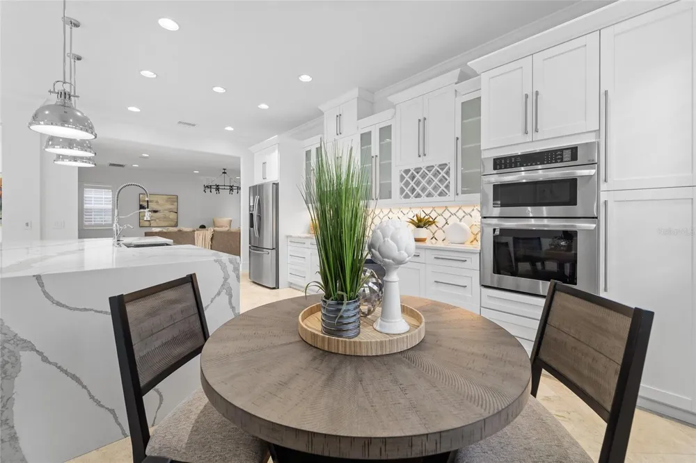 4802 W BEACHWAY DRIVE Tampa, FL 33609