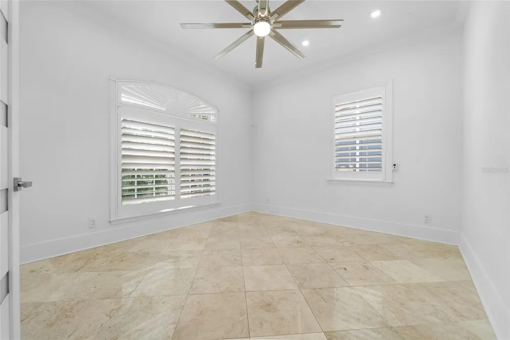 4802 W BEACHWAY DRIVE Tampa, FL 33609