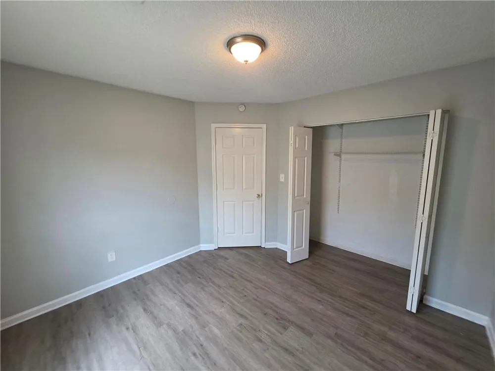 6924 Biscayne Blvd Rex, GA 30273