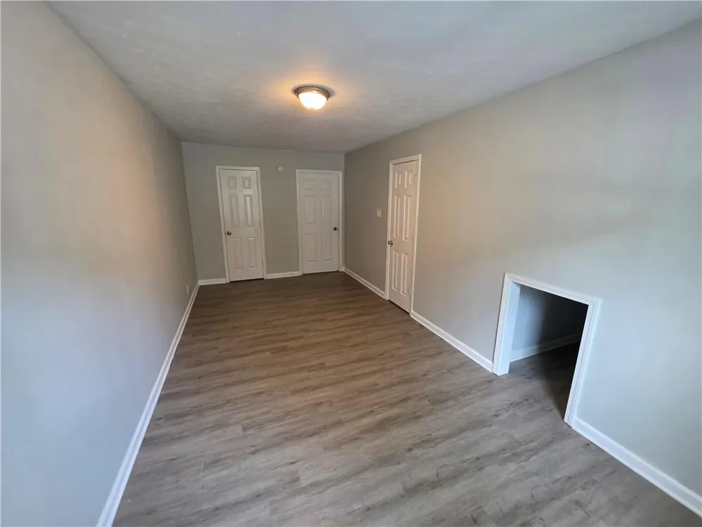6924 Biscayne Blvd Rex, GA 30273