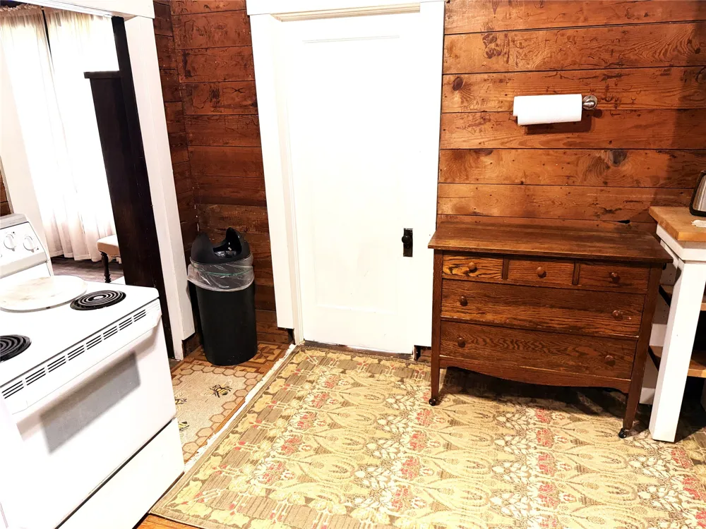 709 W Saint Charles Street Eastland, TX 76448
