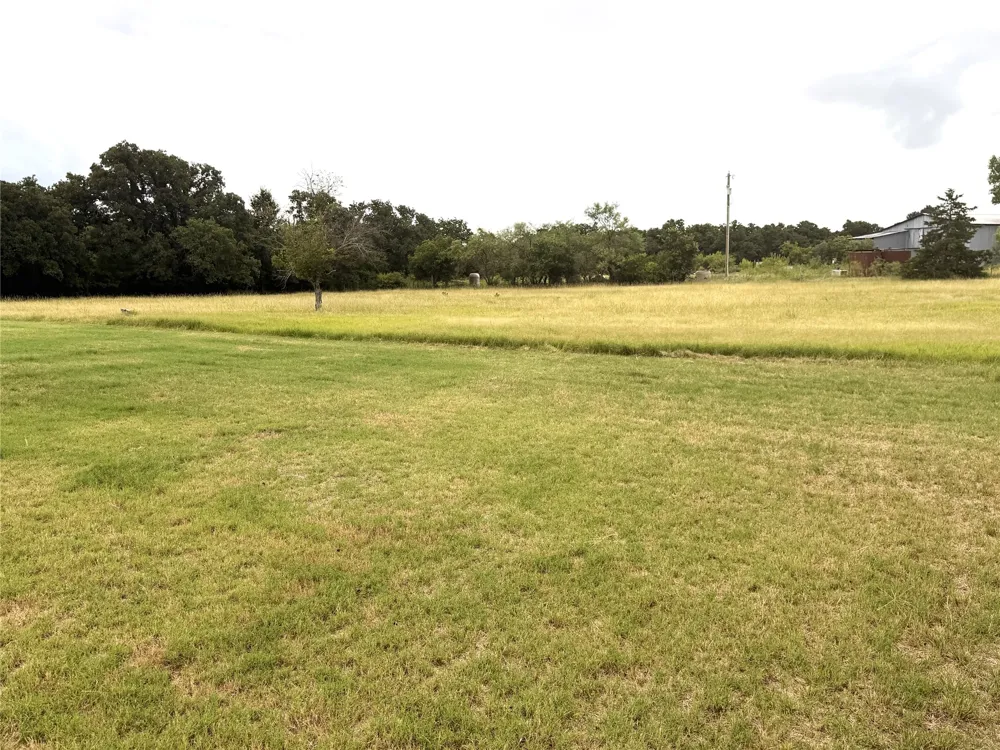 709 W Saint Charles Street Eastland, TX 76448