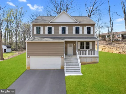48 FARRIER AVENUE
