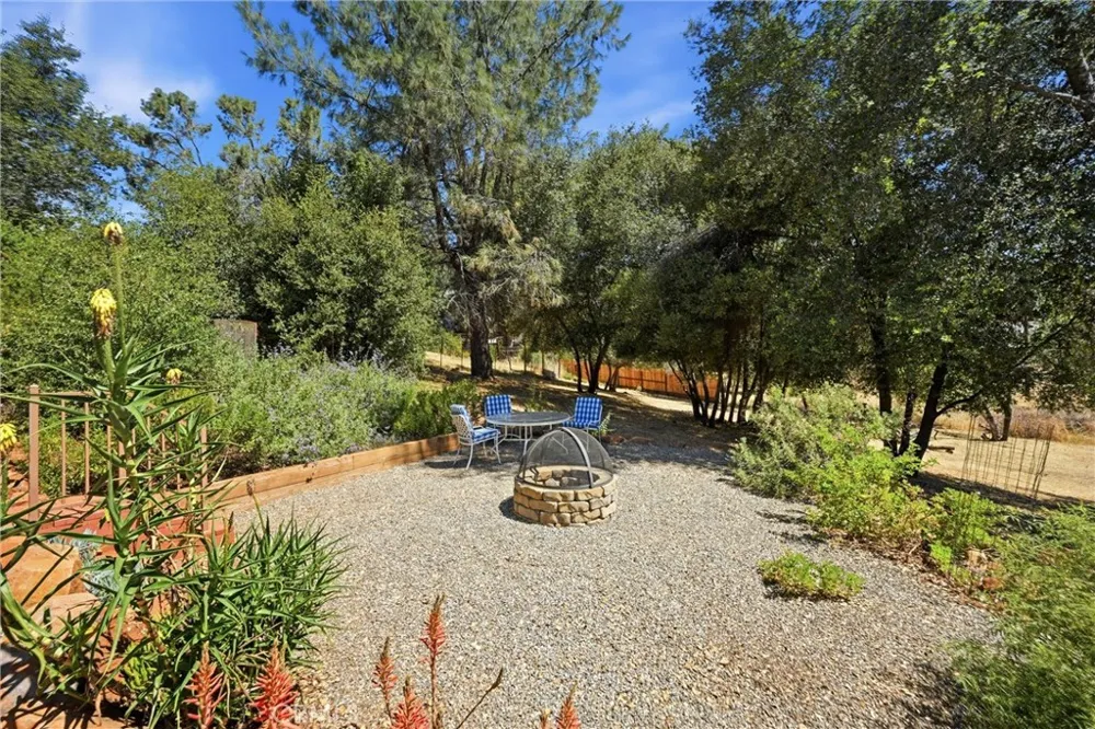 16542 Crescent Court Hidden Valley Lake, CA 95467