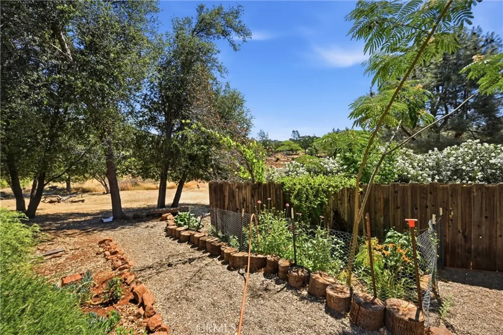 16542 Crescent Court Hidden Valley Lake, CA 95467