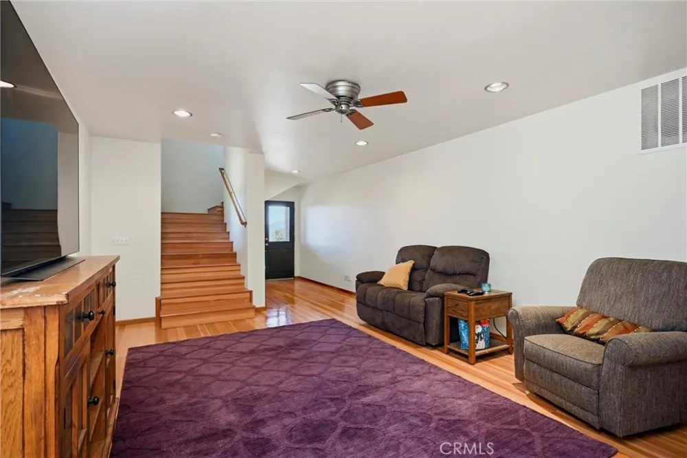 16542 Crescent Court Hidden Valley Lake, CA 95467