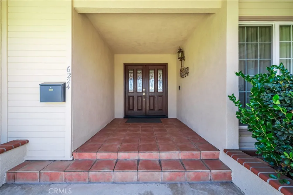 6224 Roundhill Drive Whittier, CA 90601