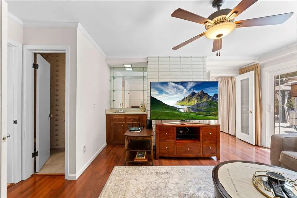 6224 Roundhill Drive Whittier, CA 90601