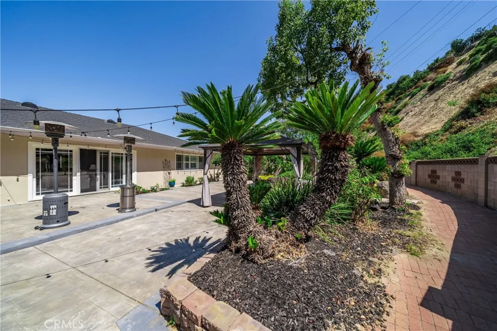 6224 Roundhill Drive Whittier, CA 90601