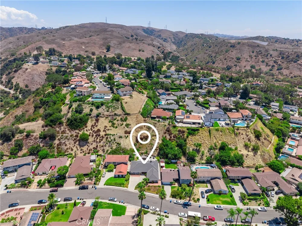 6224 Roundhill Drive Whittier, CA 90601