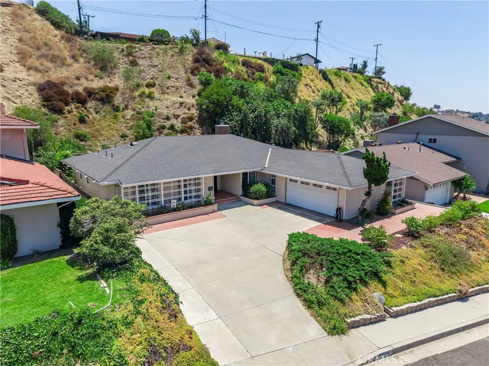 6224 Roundhill Drive Whittier, CA 90601