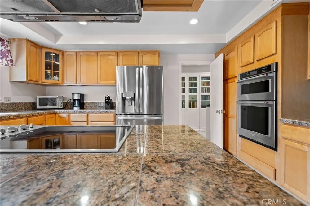 6224 Roundhill Drive Whittier, CA 90601
