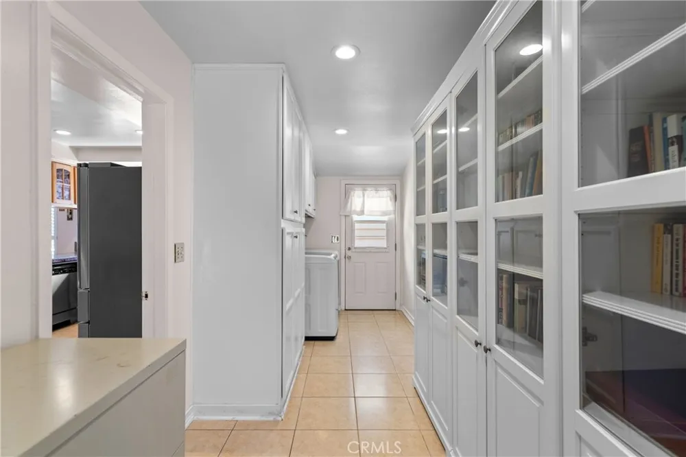 6224 Roundhill Drive Whittier, CA 90601