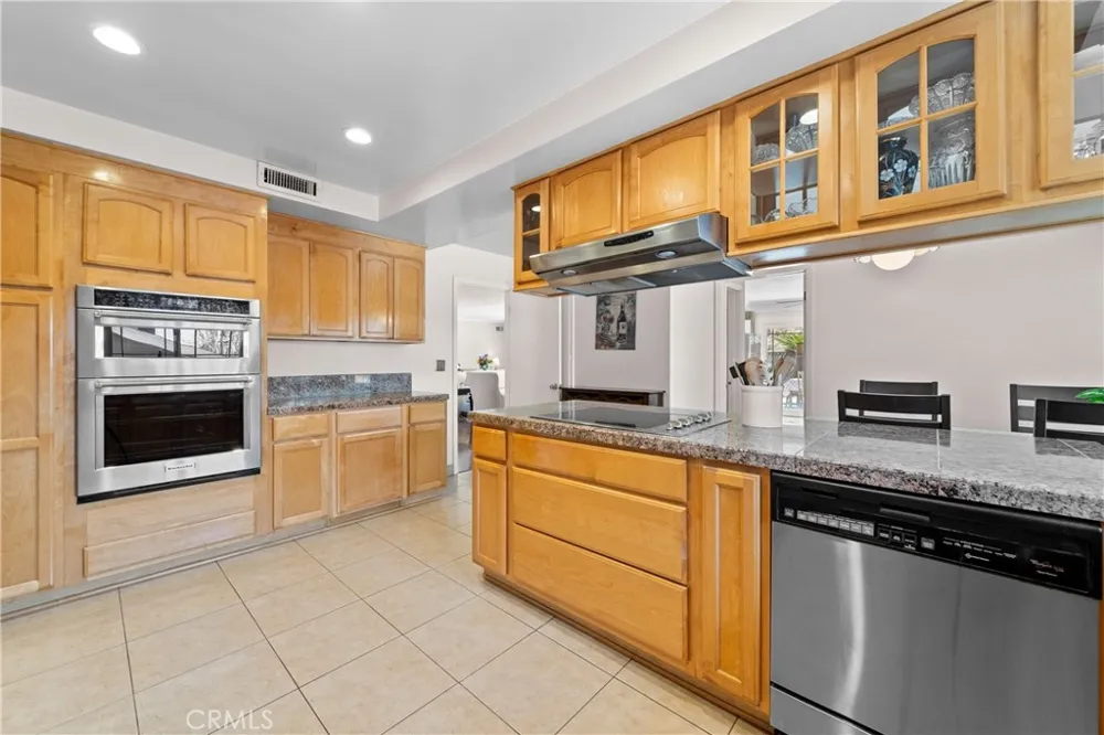 6224 Roundhill Drive Whittier, CA 90601