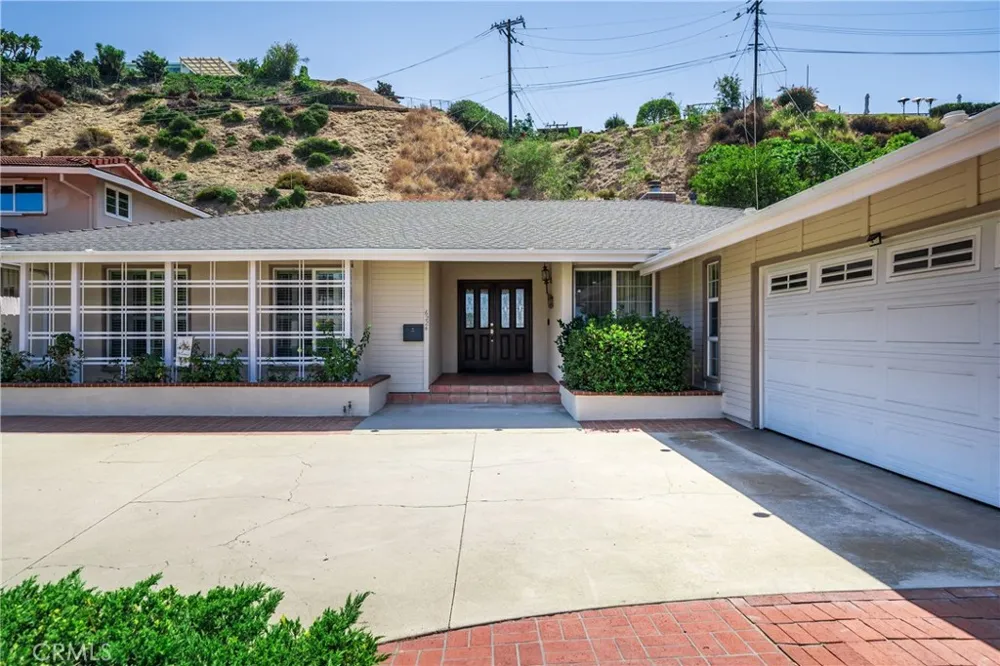 6224 Roundhill Drive Whittier, CA 90601
