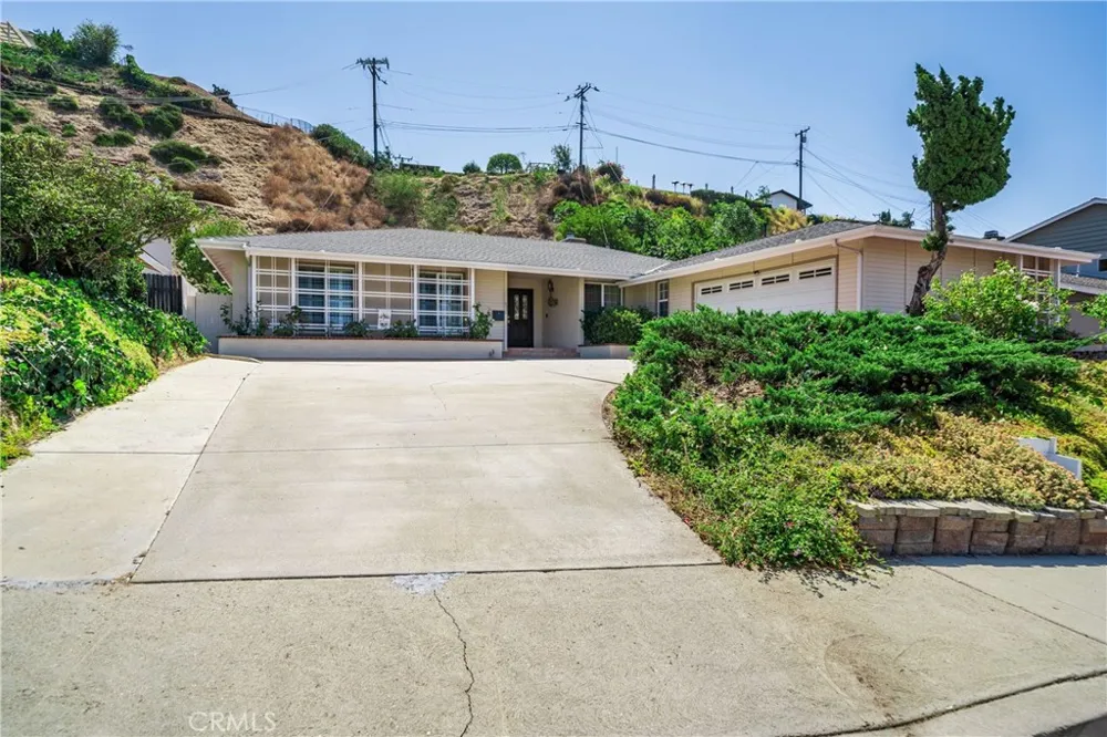 6224 Roundhill Drive Whittier, CA 90601