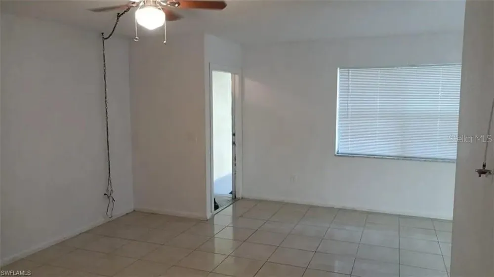 2524 CONGRESS STREET ##4 Fort Myers, FL 33901